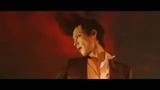 詩踏み 「The World You Live In」