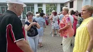 Клён......... 25.08.24 Гомель парк Луначарского 🥰