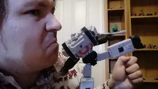 MAYGATRON: Authentics Bravo Class Megatron Review