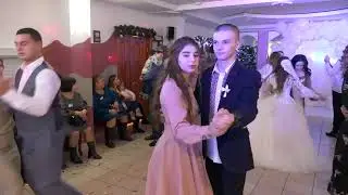 СІМНАДЦЯТЬ МОЇХ ЛІТ - ВЕСІЛЬНА ПІСНЯ, ВАЛЬС