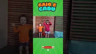 MINHA MÃE BRINCA DE SER VENDORA DE BOIAS PARA BRINCAR NA PISCINA BOIAS GIGANTES #shortsvideo #shorts
