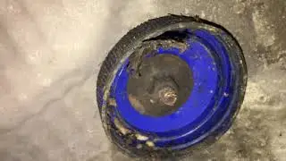 стуки и дребезжание под днищем. как просто зафиксировать термозащиту глушителя. VW Passat B5