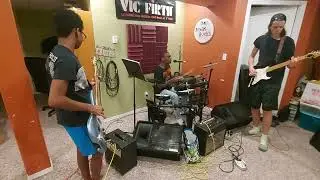Rage Against The Machine - Killing In The Name