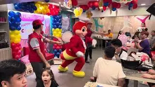 Sa jollibee bida ang saya