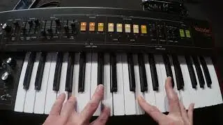 New Vocoder VC340 keyboard! (80's Robot Voice) Talking It Out!   z7