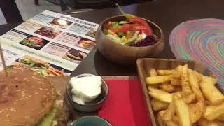 Mexikanisches Burger ( EMILIANO ZAPATA SPEYER )