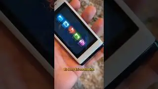 Tomando fotos sony ericsson Aino #Sonyericsson #Aino #celulares #wow #fotos