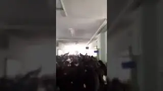 Иран. Школа. Ученики против ношения хиджаба.