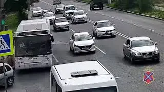 ДТП в Волгограде запечатлели камеры видеонаблюдения