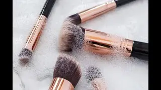 PENNELLI PER MAKEUP, come lavarli perfettamente 💄 Clean Makeup Brushes