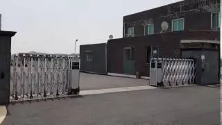 STAINLESS STEEL RETRACTABLE GATE