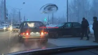Утреннее ДТП на Краснинском шоссе привело к часовой пробке со стороны Николаева