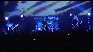 Alice In Chains - A Looking in View Live (2009)
