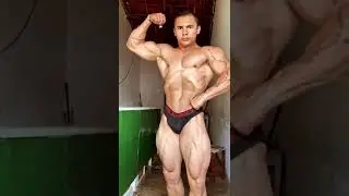 Muscle Flexing