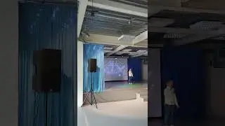 Владимир Романов поёт 