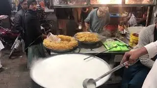 Most famous Doodh jalebi in Peshawar