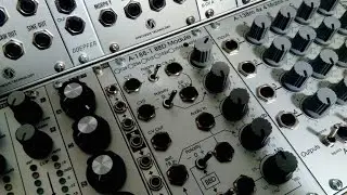 Doepfer A-188-1 BBD : CV-controlled feedback
