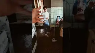полиция приезжает она совсем обнаглели 