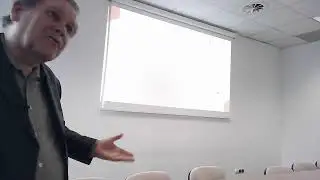 Włókna światłowodowe z pustym rdzeniem (HCF) dla telekomunikacji i transmisji danych