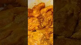 Deep fried chicken. #chicken #friedchicken #fried #recipe #soulfood #foodie #kfc #youtubeshorts