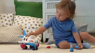Happyland Fly and Go Jumbo Jet Playset