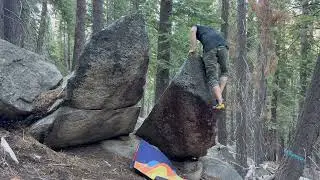 Mini Mega (V3 FA) - Tall Beta: Lake Tahoe Bouldering [Pfiff]