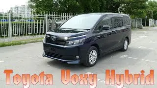 Toyota Voxy Hybrid