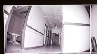 Edinburg Manor: Is there movement in this video?