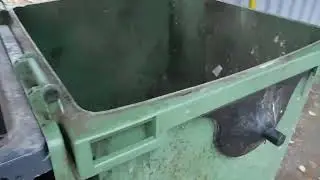 09.11.2021 г. Очаг мусорной свалки (видео 06.11.21г.) на Ленина 95, в Ростове-на-Дону ликвидирован
