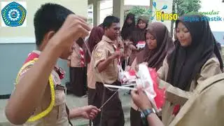 Bijak mengurangi sampah dengan sistem pijat plus plus ( Go Green) SMKN 1 Cikarang Selatan
