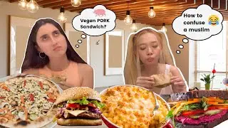 Rating Western Vegan Food in Bali | Eating vegan PORK sandwich as a muslim?