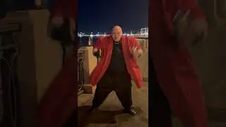 Барецкий всегда убирает за собой разорванные банки!!🫦