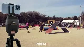 No cameraman? No problem. PIXEM2 films automatically your DOG AGILITY trainings and contests.