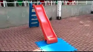 Escorregador de plástico - SMILE RECREAÇÕES