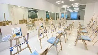 Зал ИЗО в «Зазеркалье»
