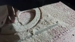 CNC router mill wood cutting