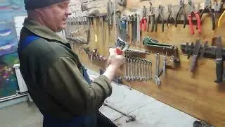Pneumatic grinder.