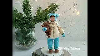 Аришка с мишкой. Авторская коллекционная игрушка на ёлку из ваты.