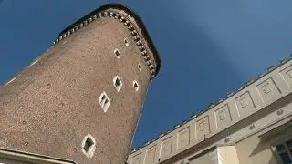Wawel o poranku