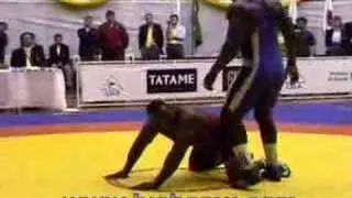 Procedimiento del Clinch en Lucha Grecorromana