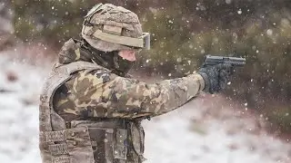 España participa en un ejercicio de la OTAN con fuego real en la frontera con Rusia