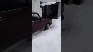 день на день похож