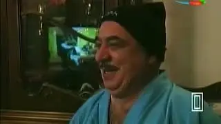 Yaşıl Eynəkli Adam 2