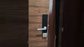 Установили Умный замок