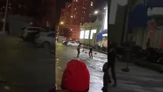 ОМОН устроил бойцовский клуб на улице Подольска
