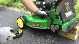 John Deere JX75 Lawn Mower Grease Points on Rear Axle