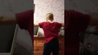 Я поставил скрытую камеру и увидел это 