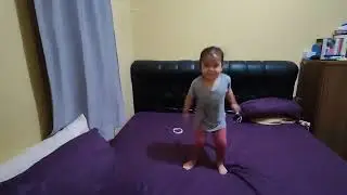 Aisyah binti Taufik Belajar Berjalan 2022(1)