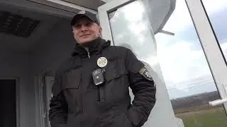🔥Полицейский убегает от водителя и ЖРЁТ взятку! расширенная версия 1
