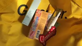 glossier yellow duffel bag unboxing + discount code ☀️